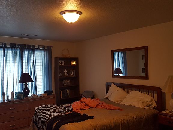 5th image of 3119 NE 118th Ave
