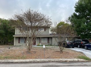 902 Northcrest Dr, San Antonio, TX 78213