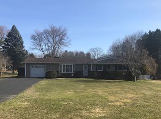 8 Brantwood Ter, Hackettstown, NJ 07840