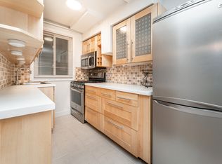 25-75 38th St #1R, Astoria, NY 11103