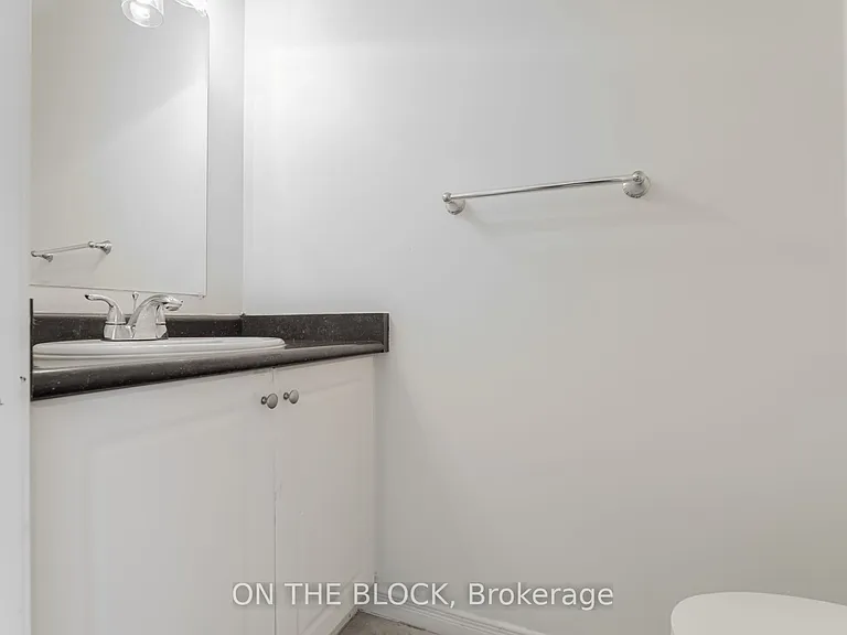 47 Carleton Pl — Photo 8