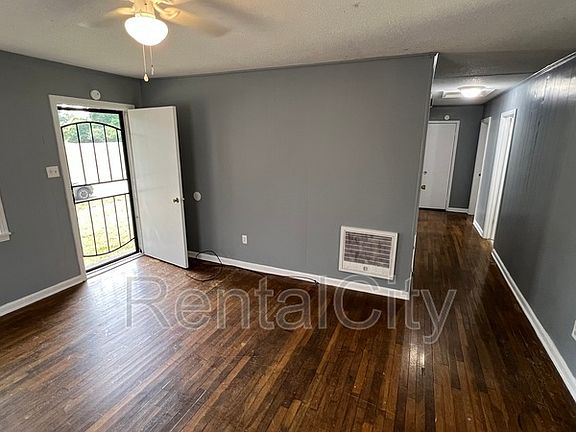 2nd image of 277 Navy Dr