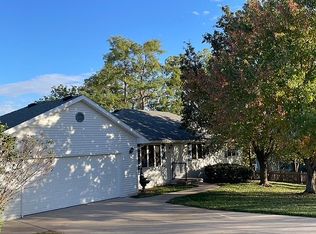 309 N 16th St, Fort Calhoun, NE 68023