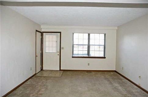 2nd image of 3155 Brickenwood Ln