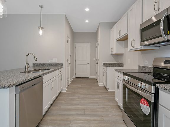 Similar Home-Different Flooring Option