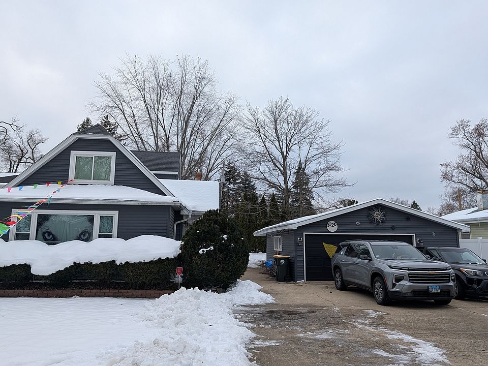 1st image of 1026 Shoreland Ct
