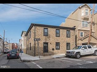 4441 Baker St, Philadelphia, PA 19127
