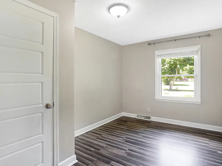 3315 Beech Dr — Photo 21