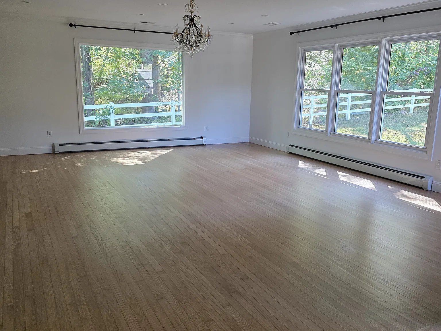 35 Wilson Ave — Photo 3