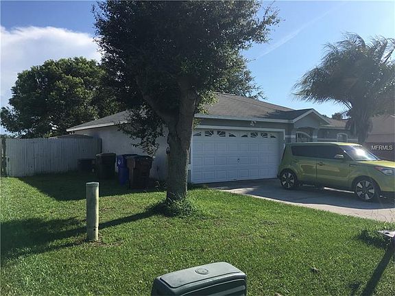 3rd image of 2451 Pine Chase Cir