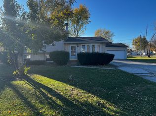 38102 N Harper Rd, Beach Park, IL 60087