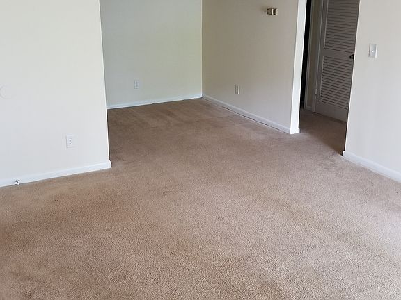 Living room to Dining Room