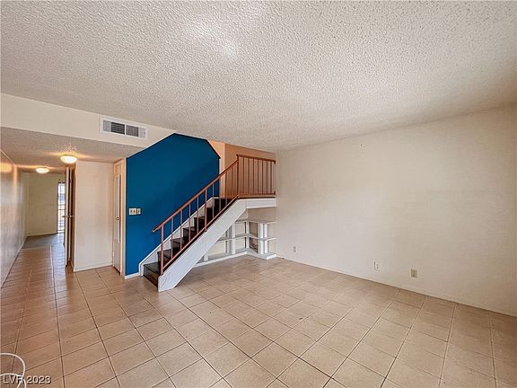 4th image of 4110 Mississippi Ave
