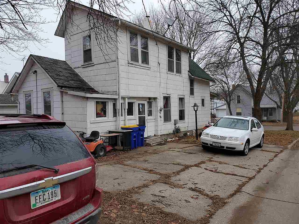 2nd image of 415 S 2nd Ave