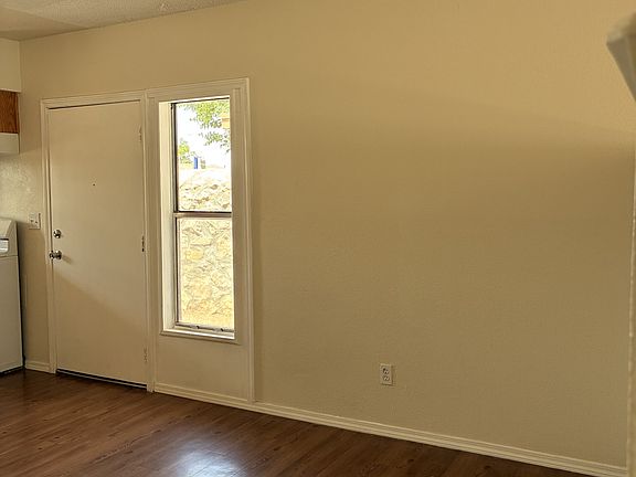 4th image of 10830 Cardigan Dr