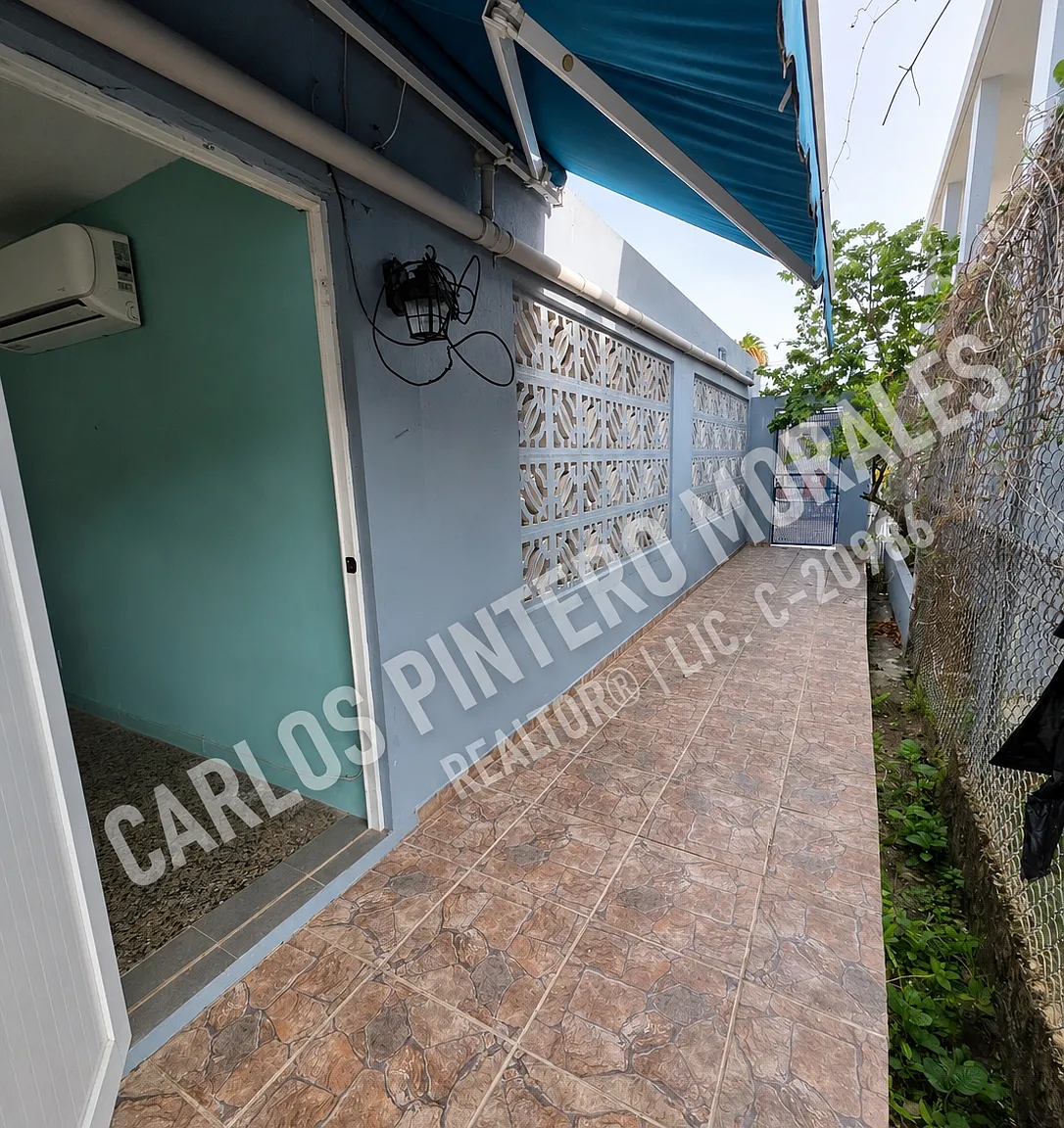 1 bed, 1.0 bath, 1000 sqft — Photo 2