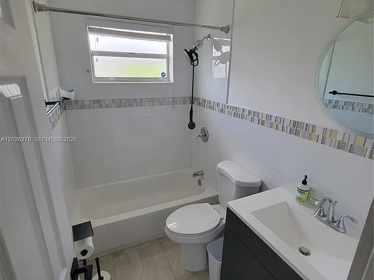 1052 SW 79th Ave — Photo 11