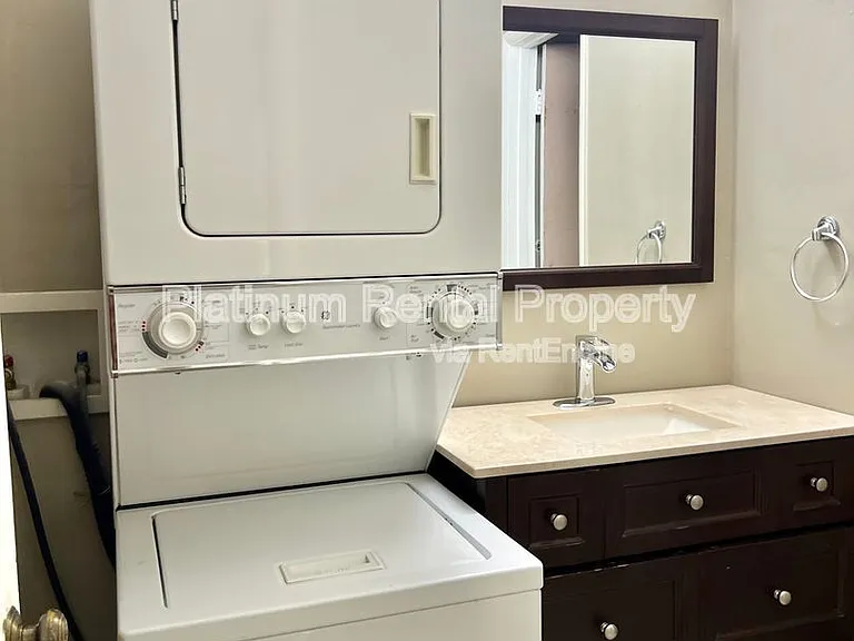 1555 Terrell Mill Pl SE #E — Photo 26