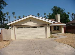 7534 Owensmouth Ave, Canoga Park, CA 91303