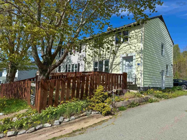 24 Hillside Dr, Annapolis, NS B0S 1H0