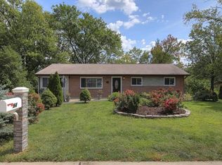 94 Beachcomber Dr, Saint Louis, MO 63146