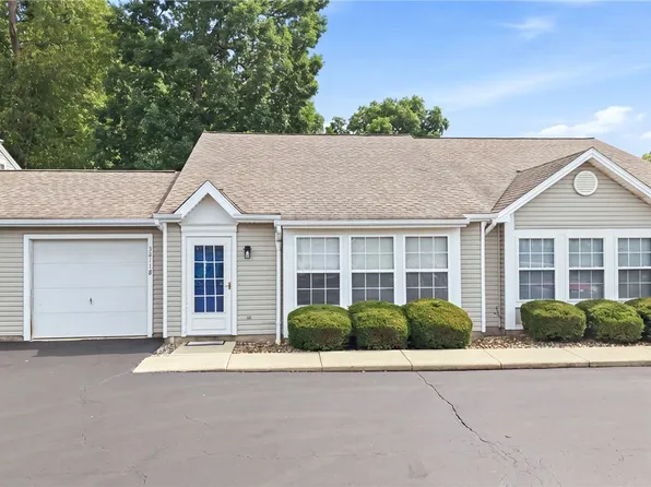 3211 Woodland Trl Unit B, Cortland, OH 44410