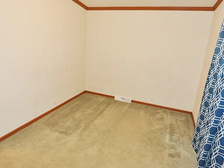 404 Neighbor St — Photo 13