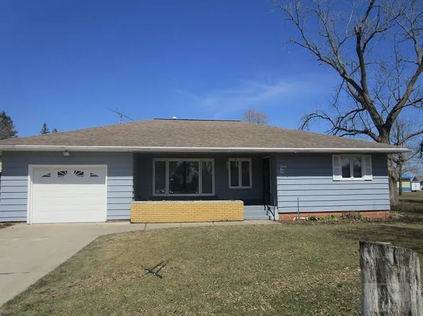 311 Easton St, Corwith, IA 50430