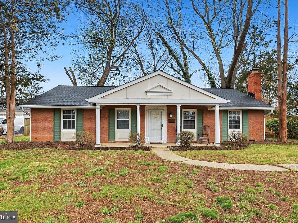 1st image of 412 Patrick Ln