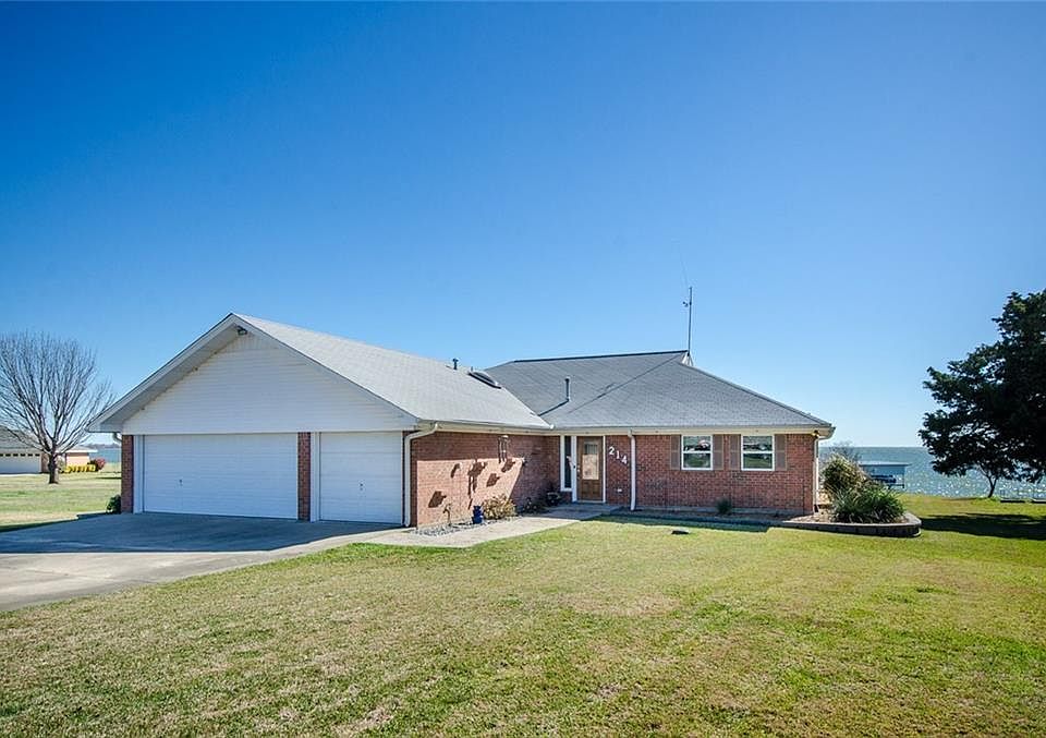 1st image of 214 Collins Ln