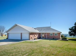 214 Collins Ln, Corsicana, TX 75109