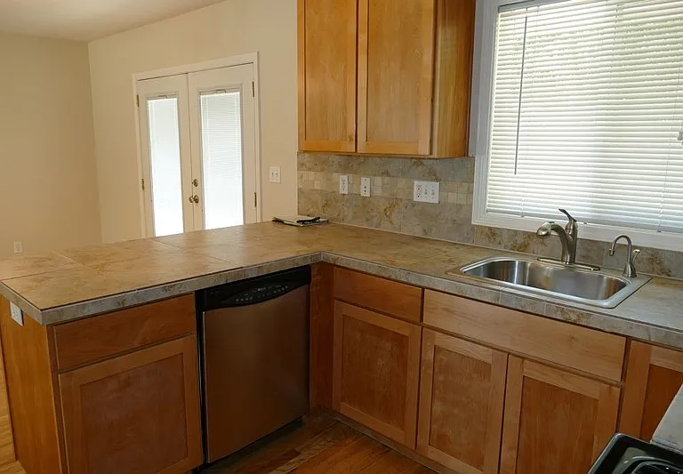 10851 SE Garrett Dr — Photo 10