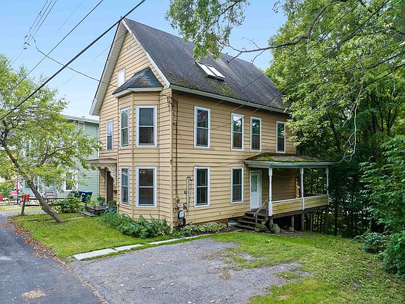 3rd image of 11 Foster Street