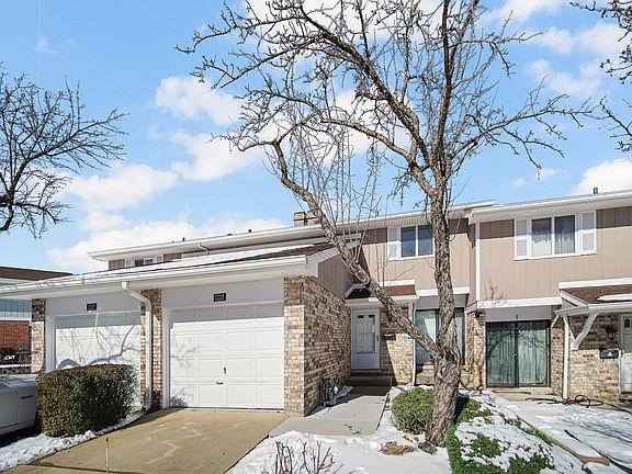 2nd image of 1137 Hertford Ct