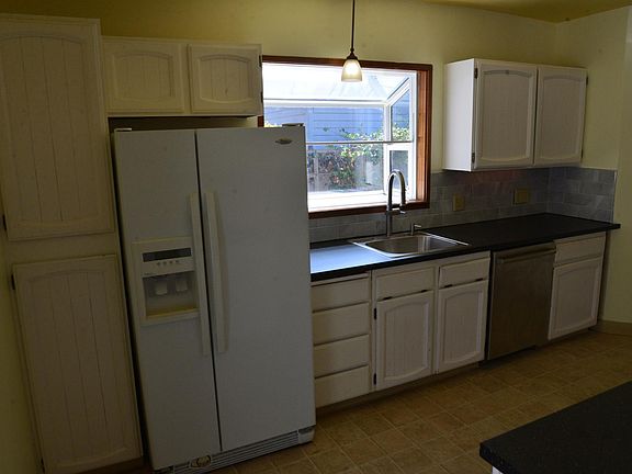 5th image of 1175 Ebener St