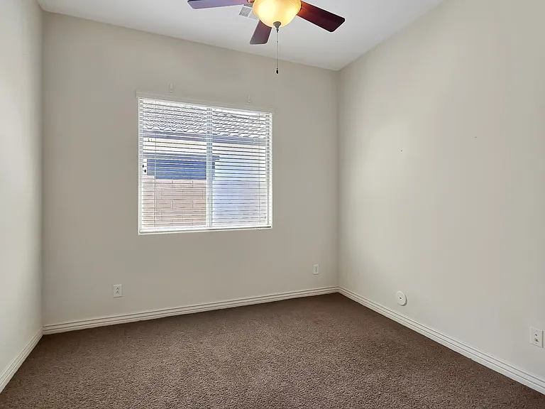 13637 S 175th Dr — Photo 19
