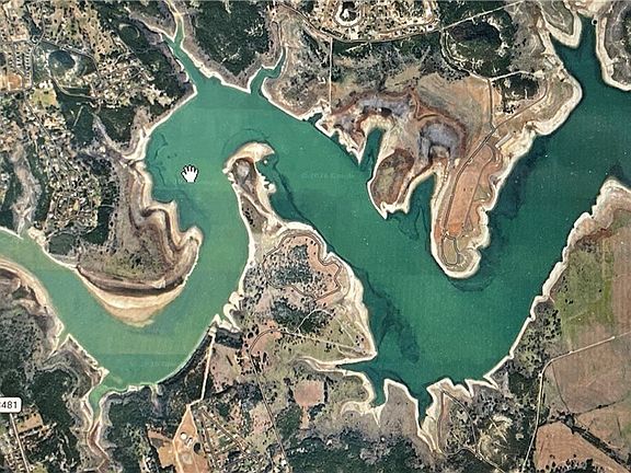 5th image of 3906 Del Rey