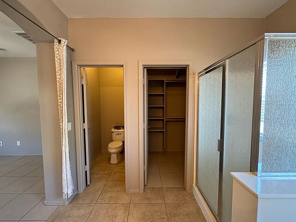 5th image of 1647 S 170th Ave