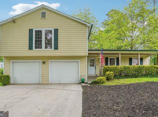 2405 Selman Dr, Duluth, GA 30096