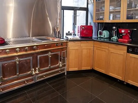 Sold by Corcoran | media 20