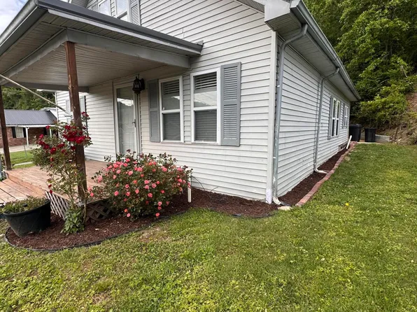 340 N Highland Ave, Prestonsburg, KY 41653