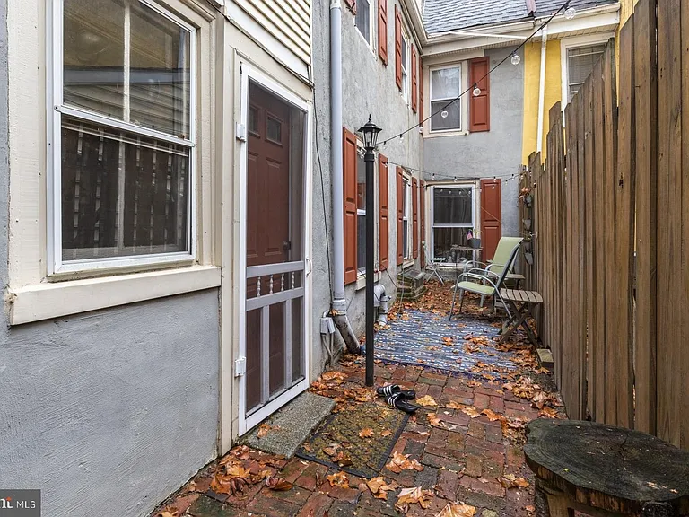 132 Elfreths Aly — Photo 10