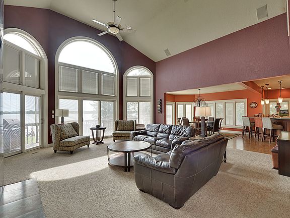 5th image of 260 Monastery Hill Dr
