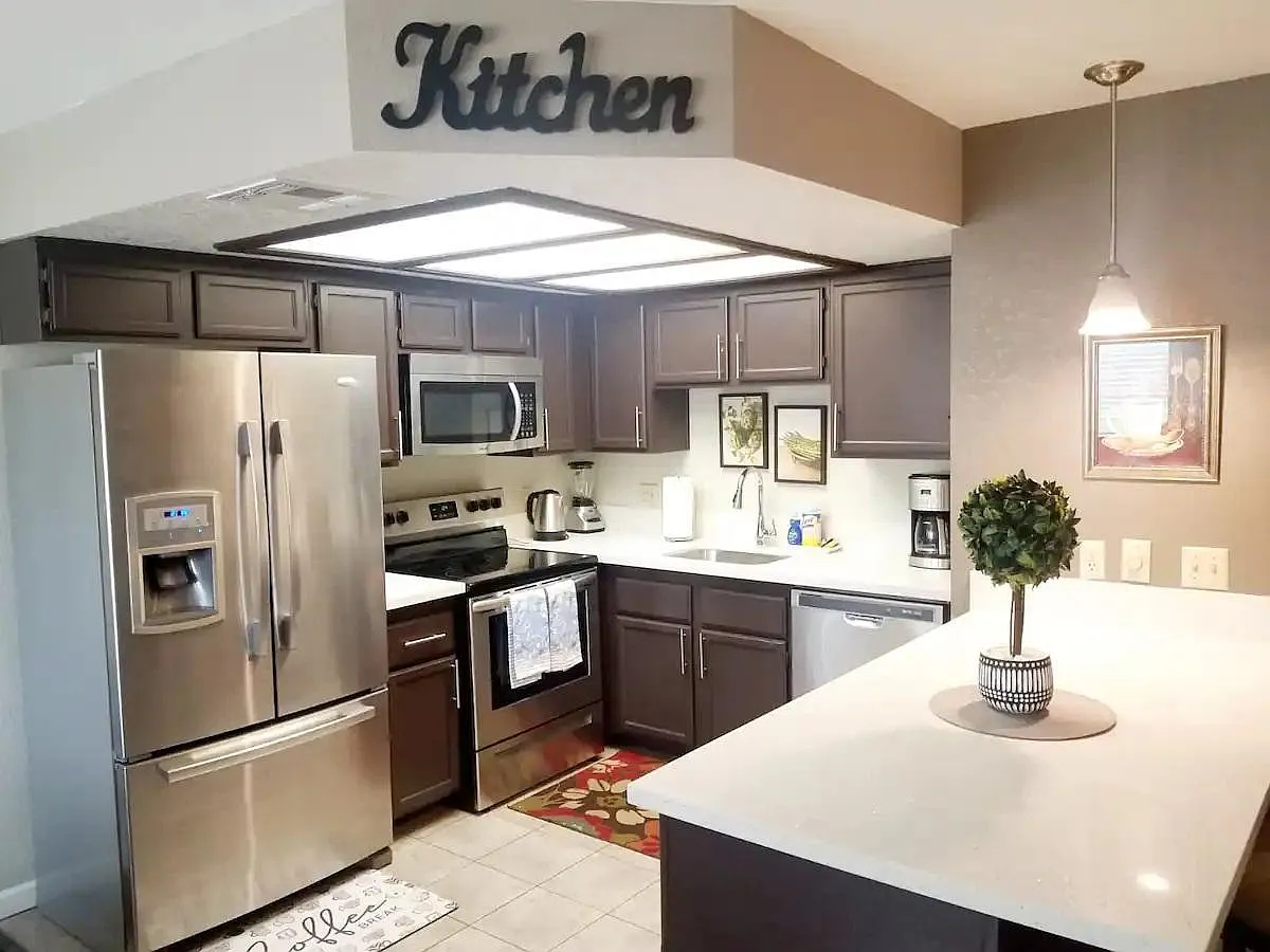 2 bed, 1136 sqft, $2,900 — Photo 3