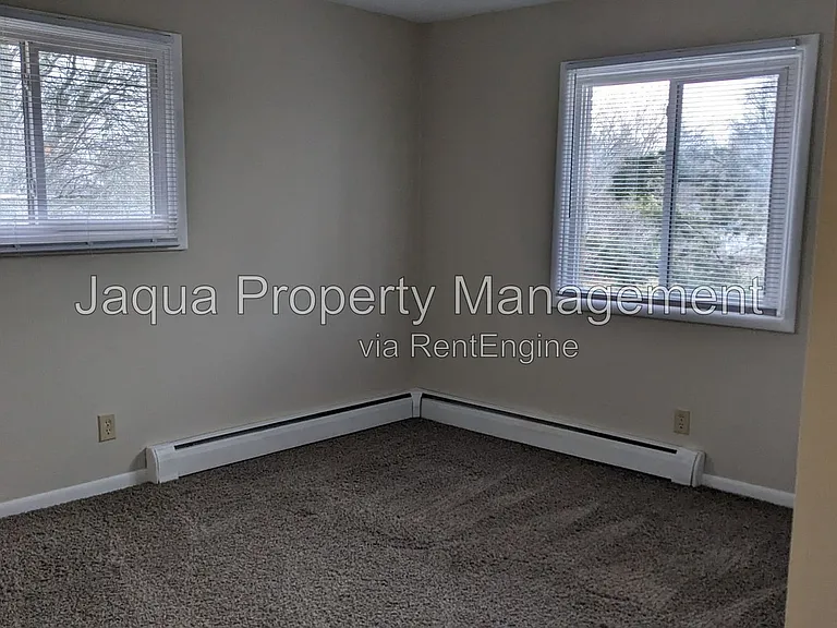 2135 Cambridge Dr #2-D — Photo 6