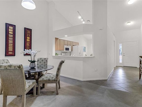 4th image of 8115 Celeste DR #6211