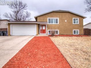 4340 Gatewood Dr, Colorado Springs, CO 80916