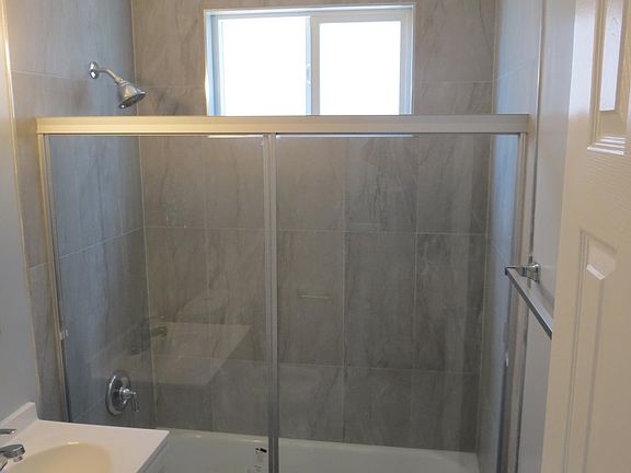 3rd image of 10813 Elliott Ave #1-3-4