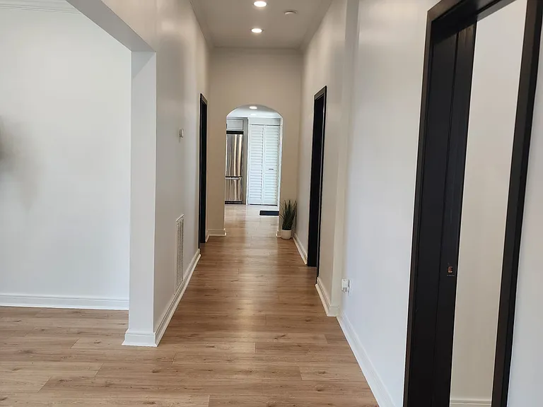 1828 Maxton Ave — Photo 14
