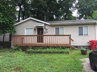 12727 Maple St, Cedar Lake, IN 46303